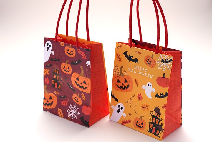 立てたハロウィン紙袋の表と裏 全体のデザイン